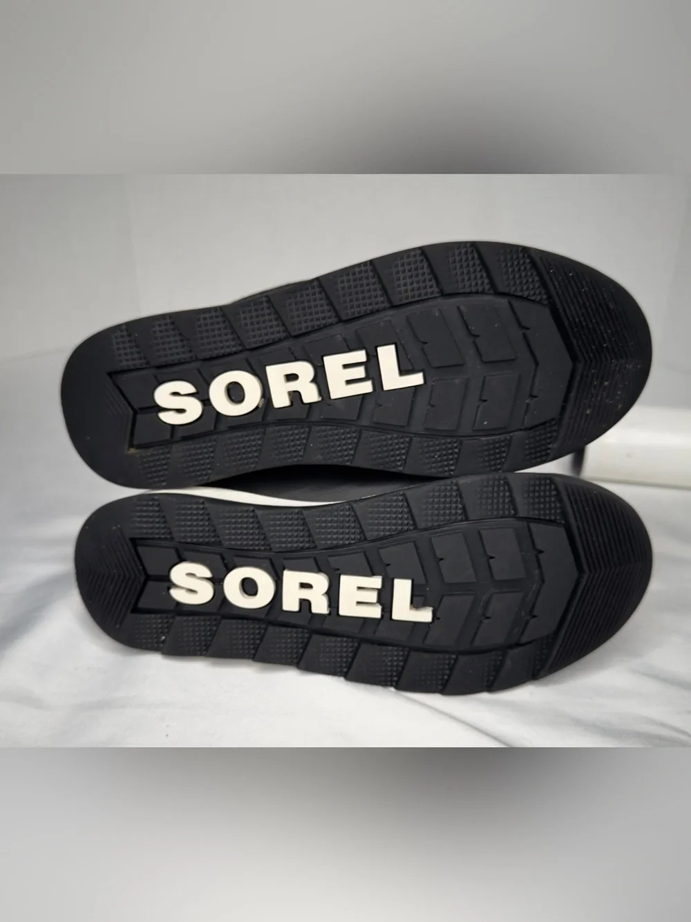 SOREL Whitney II Short Lace Waterproof Black Boots Size 3 Youth
